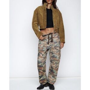 ** NWT** FREE PEOPLE MOXIE PRINTED LOW SLUNG BARREL JEANS